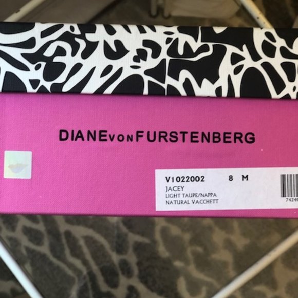 Diane von Furstenberg strappy sandals - Picture 3 of 5